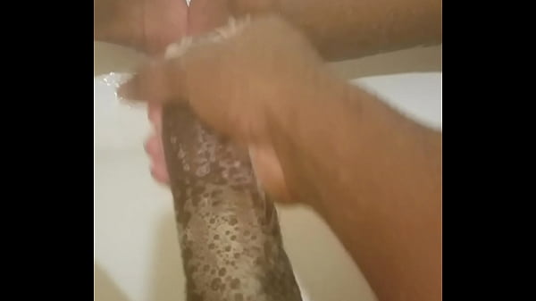 Download Video - Young bbc shower dick