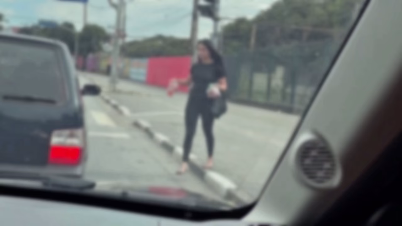 ¡Llamamos a la vendedora de dulces de Farol! ¡Para que fuera actriz porno y tuviéramos sexo increíble en nuestro coche! La chica de 19 años aceptó y tuvimos sexo increíble con ella hasta que tuvo un orgasmo e
                     licking ass amateur homemade busty moaning public car kissing belly gostosa tiny tits small tits wet pussy natural tits white girl perfect tits deep kissing white skin pale white skin perfect shape tits muchos negros