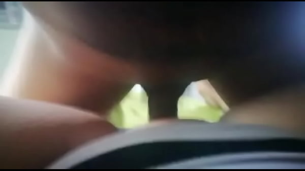 Comment Ma Femme Gémit Abondamment Avec Sa Petite Amie Plante