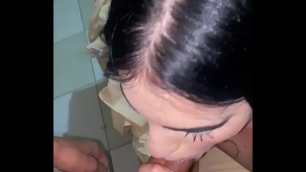 NOVINHO ME DEIXOU COM O CUZINHO BABANDO MUITO, ...