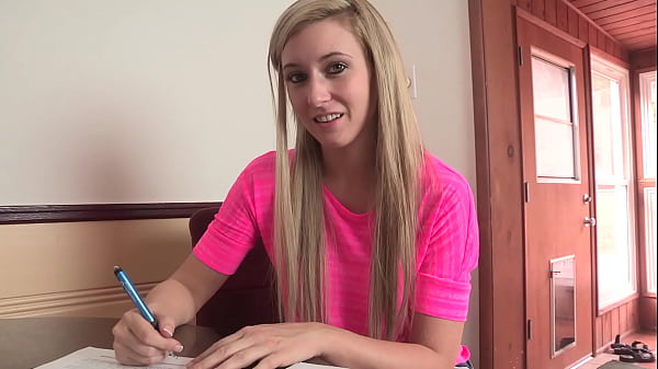 Lilly Banks Wants StepDaddy To See Her Get Fucked