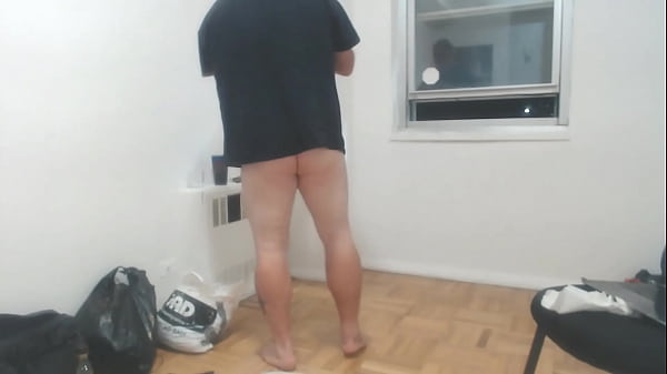 Download Video - Horny Naked Curvy BubbleButt JoeyD getting U hot and Jerking