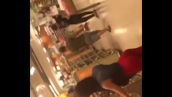 What a ass on red just creeping