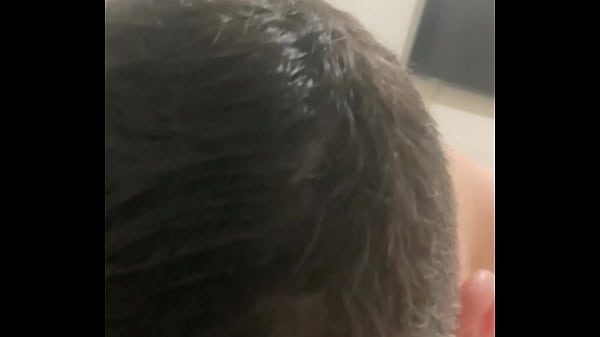 Download Video - Pirocudo pai de fam&iacute;lia comendo gordinho