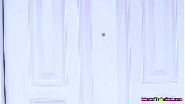 Download Video - Lucy Dolls date fucked by her stepmom Jessa Rhodes