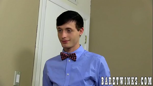 Blond twink Jason Valencia gets naughty with Carmen Delano