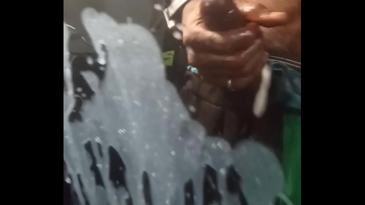 bbc corridas
                   cumshot masturbation big cock muchos negros