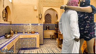 Saudi Arabia Husband and Iranian wife fuckes in Kitchen