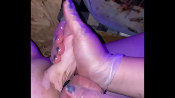 Jeune Femme Serre Mes Couilles