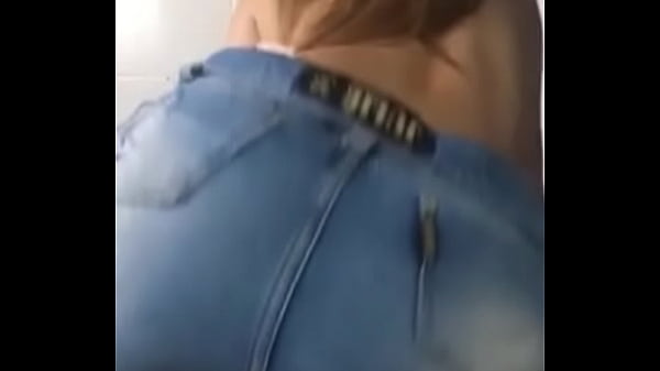 tailed blonde