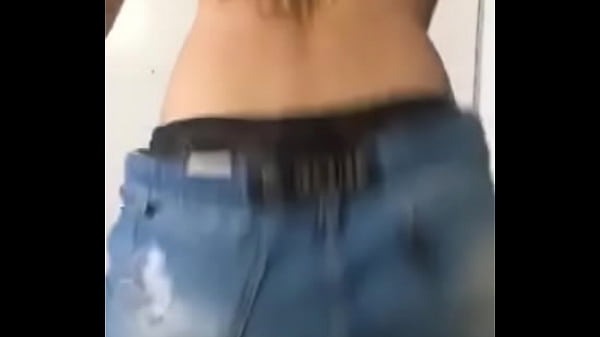 tailed blonde