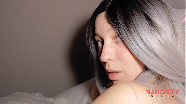 Sharing the Bed Naked with My Step-Mom to Stay Warm in the Winter