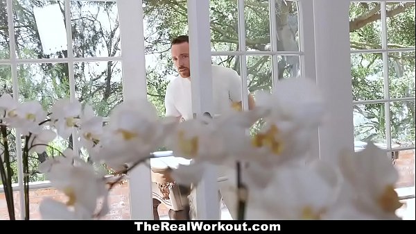 Download Video - TheRealWorkout - Horny Neighbor &lpar;Aaliyah Hadid&rpar; Get Fucked After Meditation