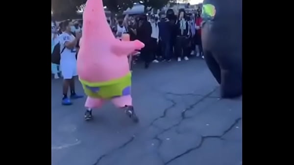AMOGUS VS PATRICK EPIC FIGHT