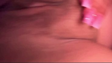 Pamela, the clever one, touches herself like a sexy slut and waits for you to cum deliciously.