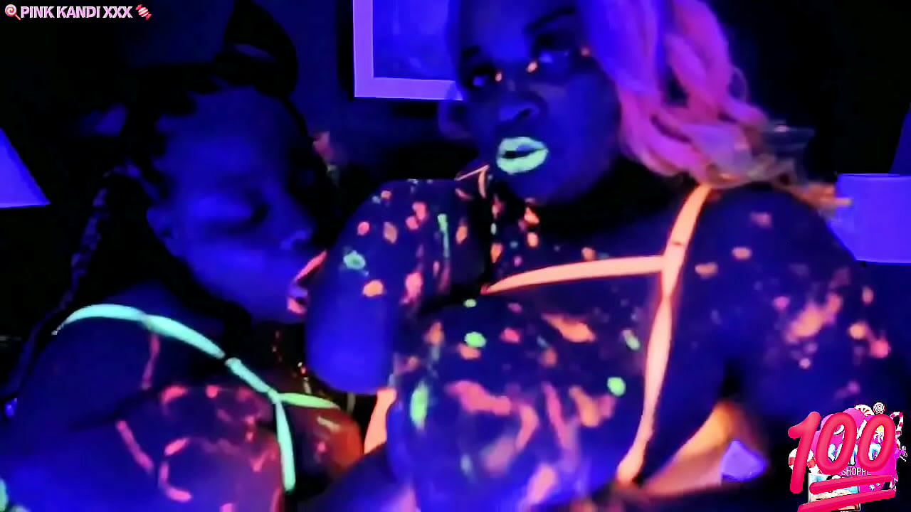 CUMPLEAÑOS DE BARBIE (KANDI ROSA XXX)
                    lesbian licking lingerie shaved pussy oral big ass girlfriend orgasm couple bbw perfect ass natural tits big natural tits perfect tits muchos negros