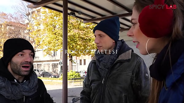 Belgian turism for anal and DAP with sinsful Alice Maze